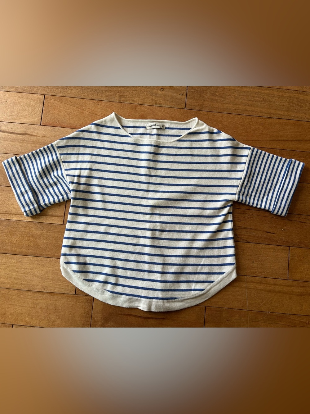Zara White and Blue Striped Short Sleeve Tee
